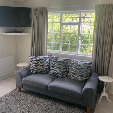 Beluga Of Constantia Guest House Le Cap Extérieur photo